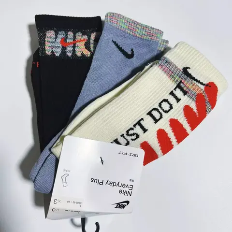 Nike Everyday Plus Dri-FIT Crew Socks 3-Pack