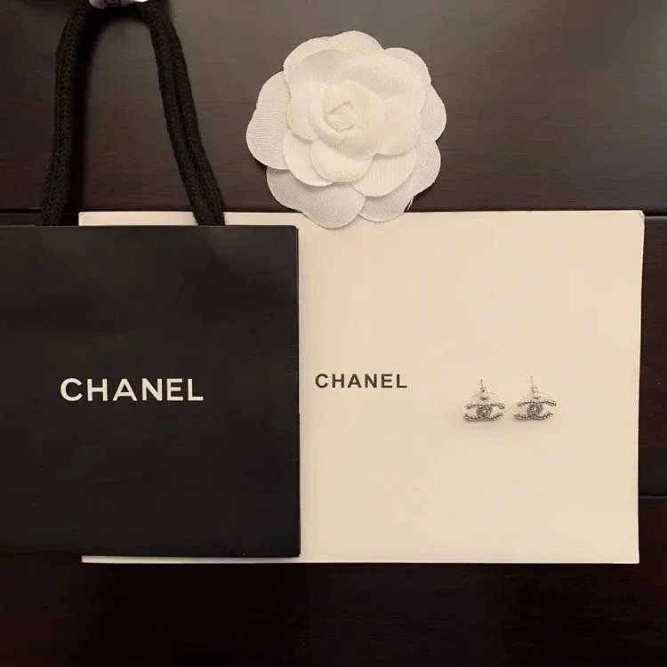 34CHANEL