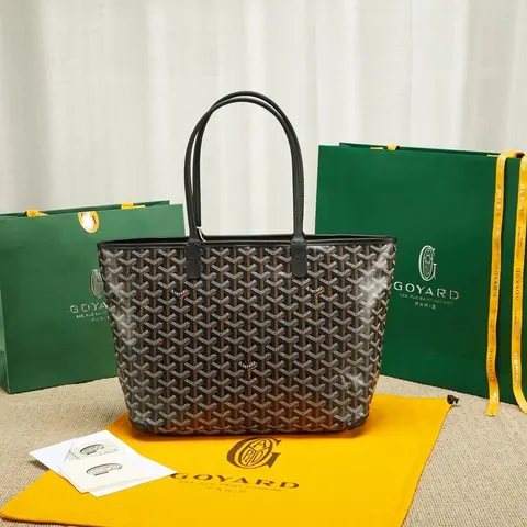 Goyard Saint Louis Tote Bag
