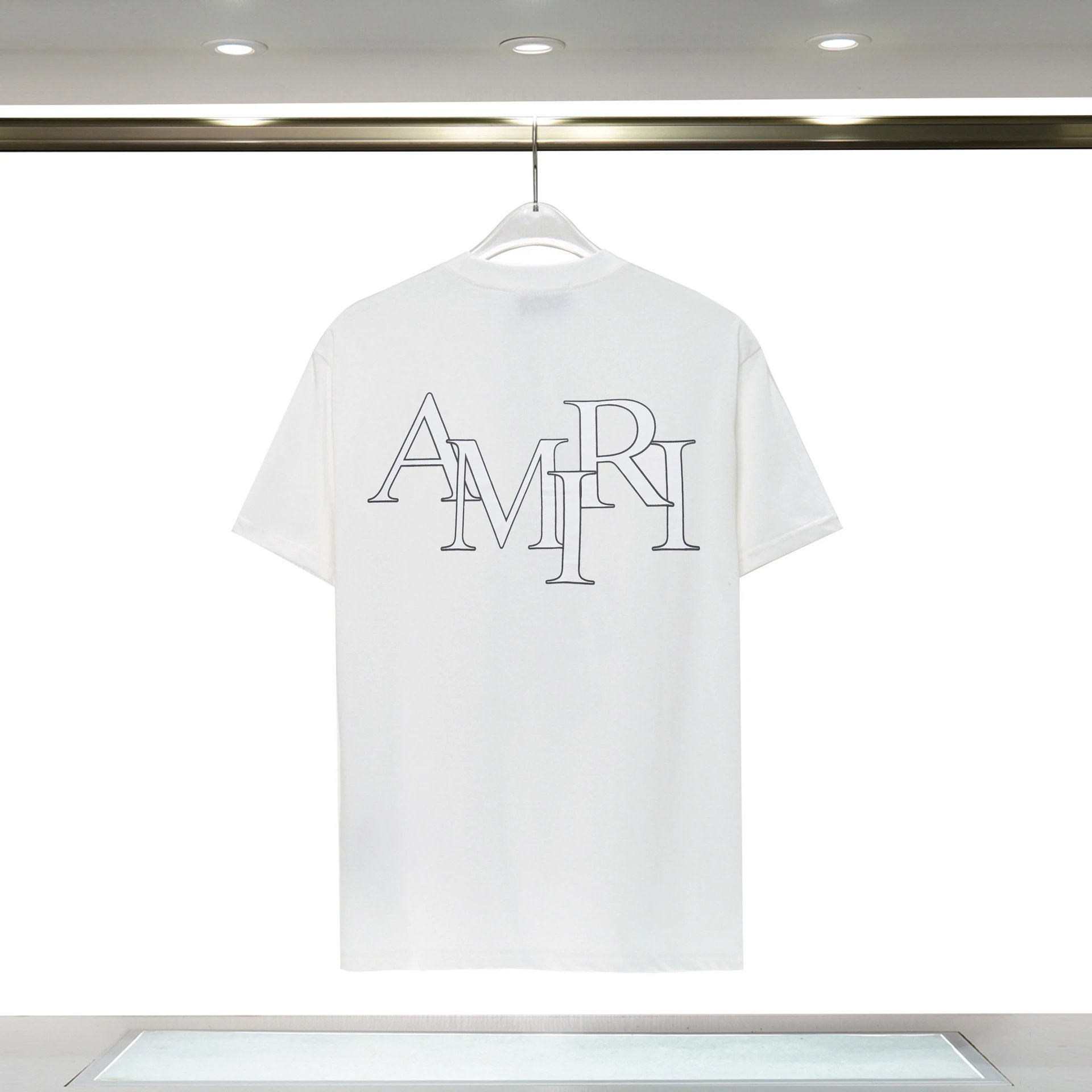 Y33·字母logo·白色