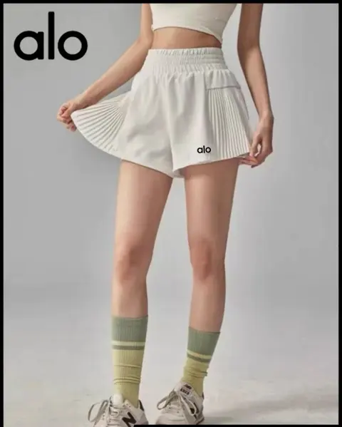 alo Pleated High-Waist Shorts