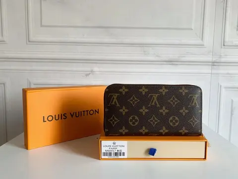 Louis Vuitton Monogram Zip Wallet M60017