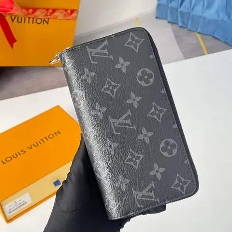 Louis Vuitton Monogram Wallet