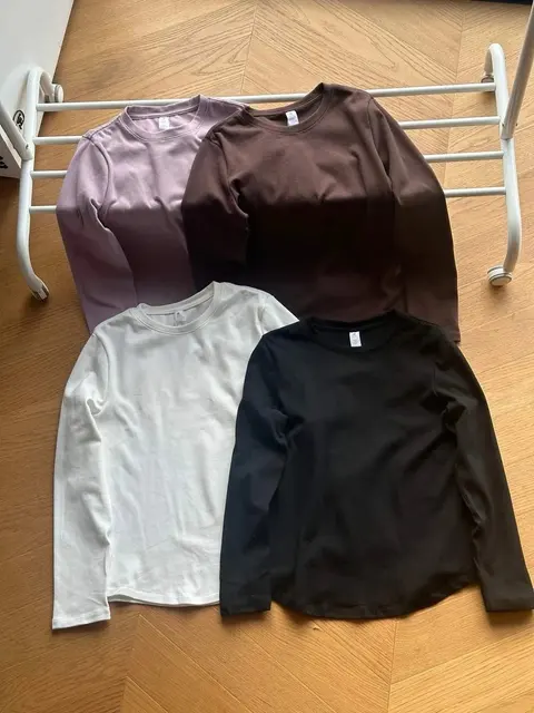 Long Sleeve Crewneck T-Shirts Set