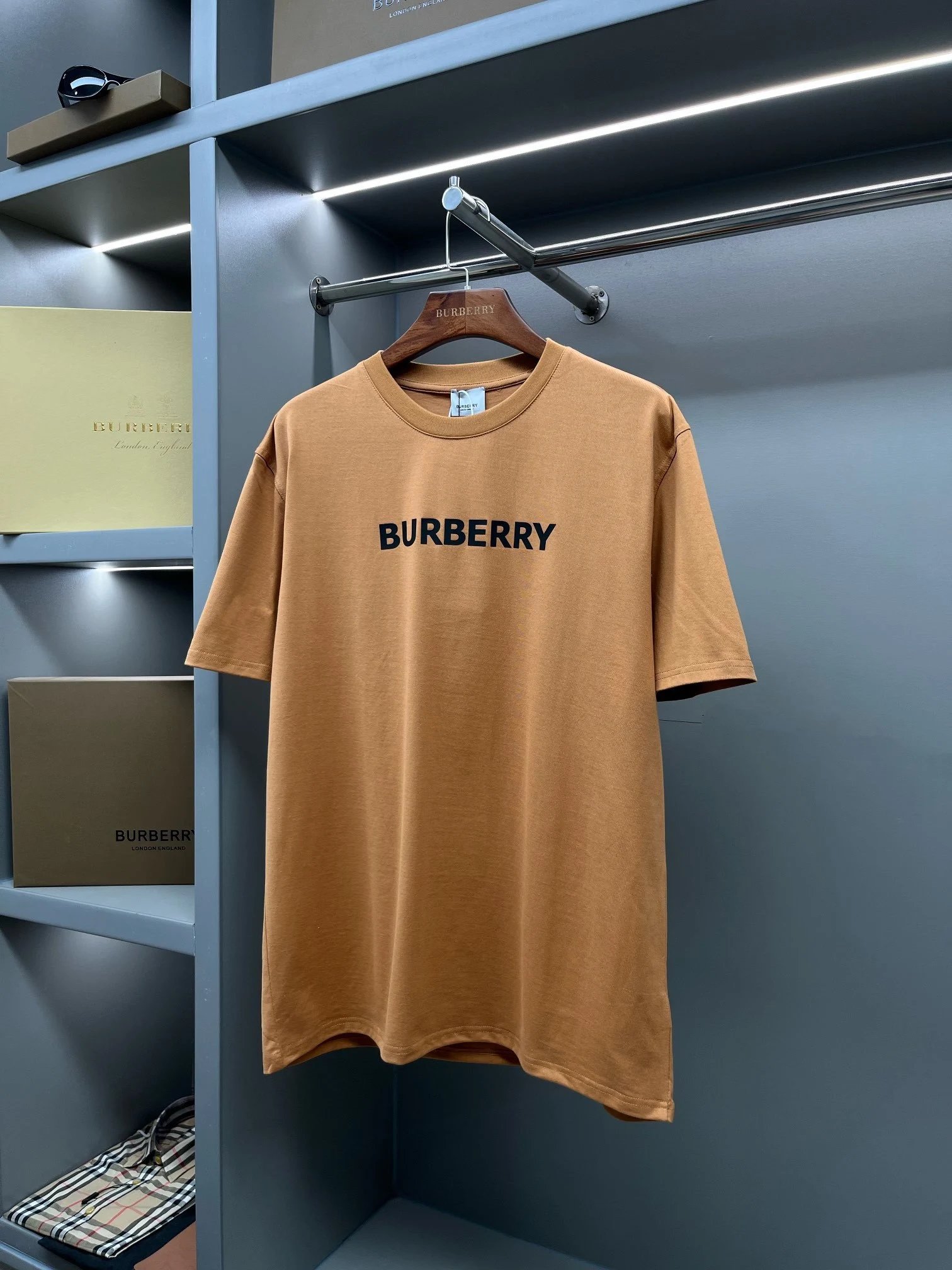 BURB*ERRY