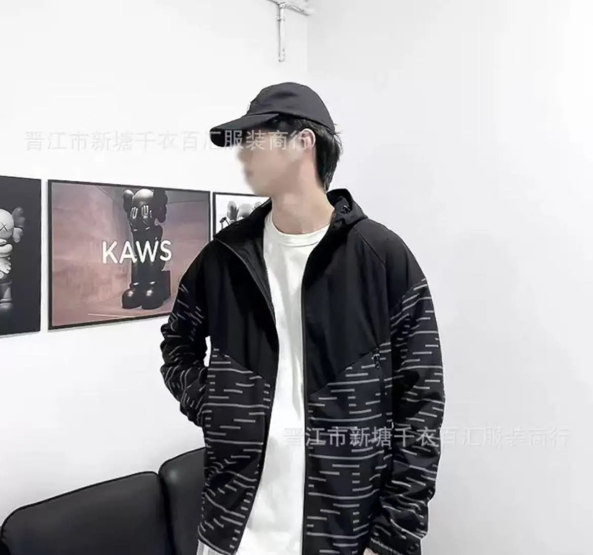 有标 黑色
