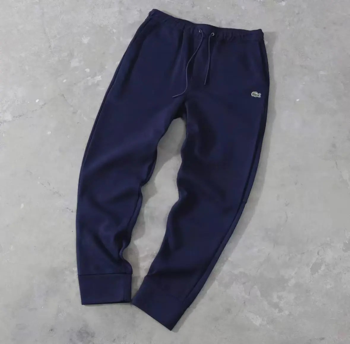 Crocodile pants  37