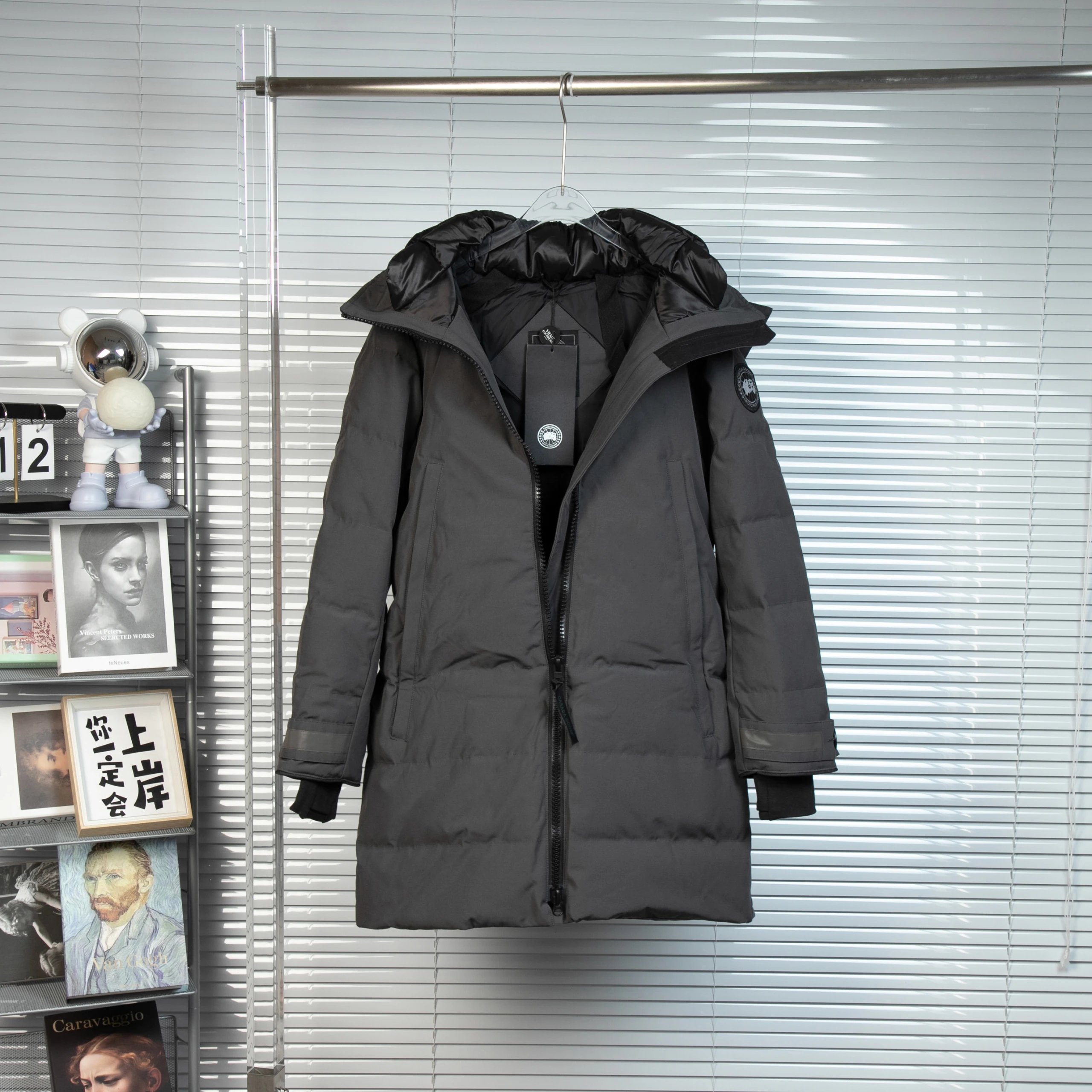 石墨灰 Graphite gray