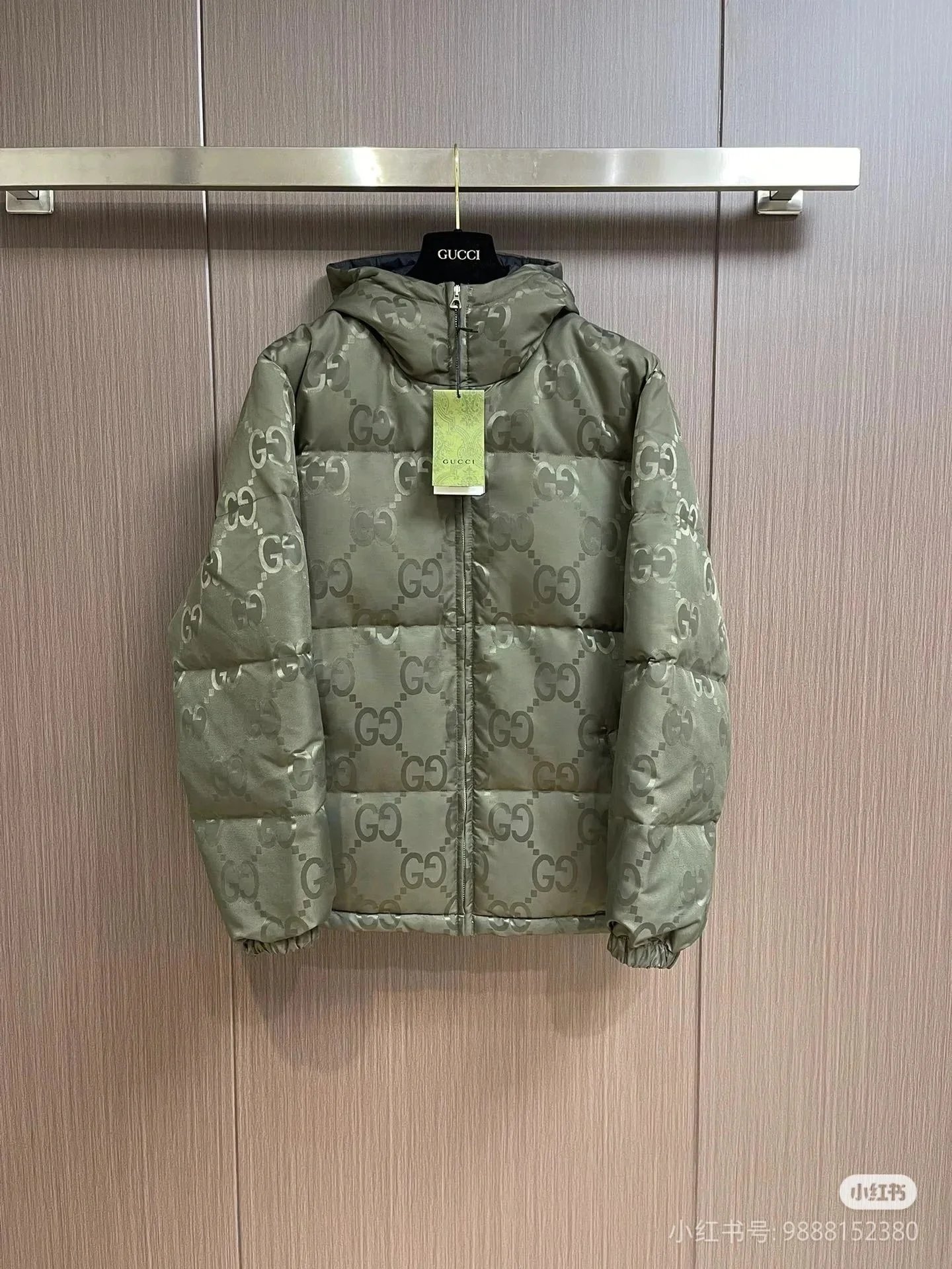 军绿色 Army Green