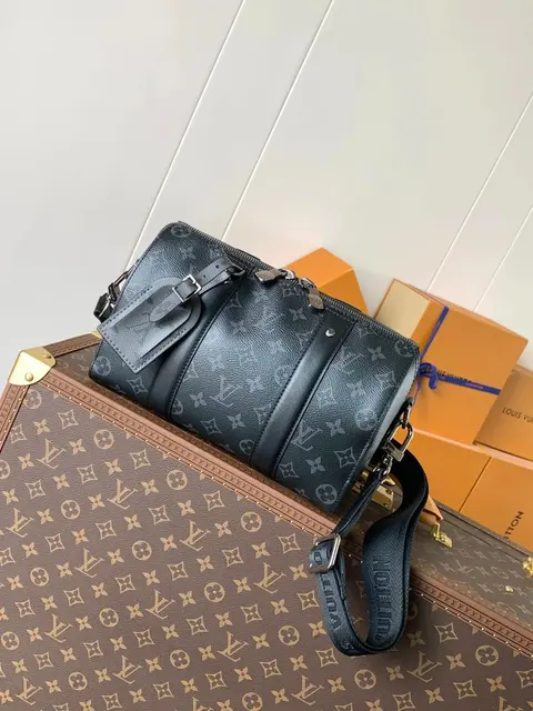 Louis Vuitton Black Monogram Canvas Keepall Bandoulière