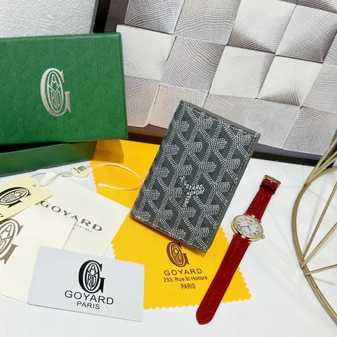 Goyard Monogram Card Holder