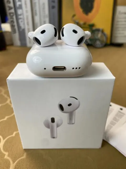 Apple AirPods
