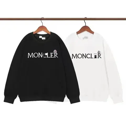 Moncler Logo Crewneck Sweatshirt