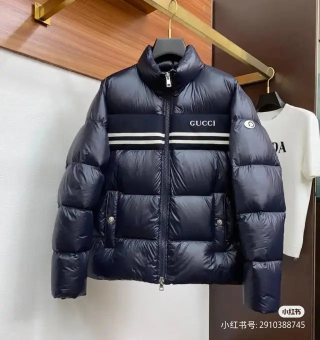 黑色 Black