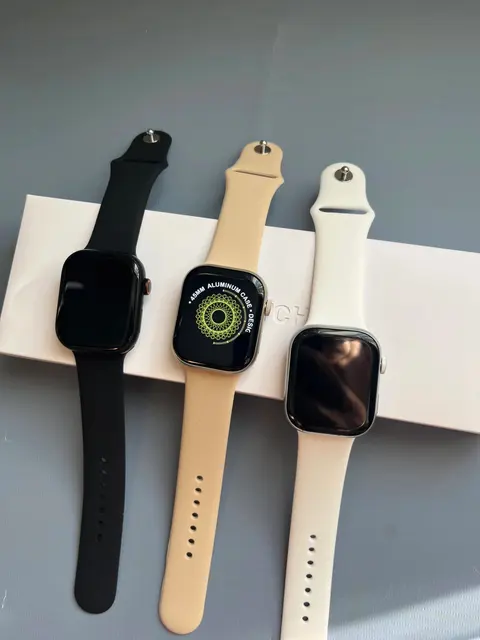 Apple Watch Series with Aluminum Case Design
