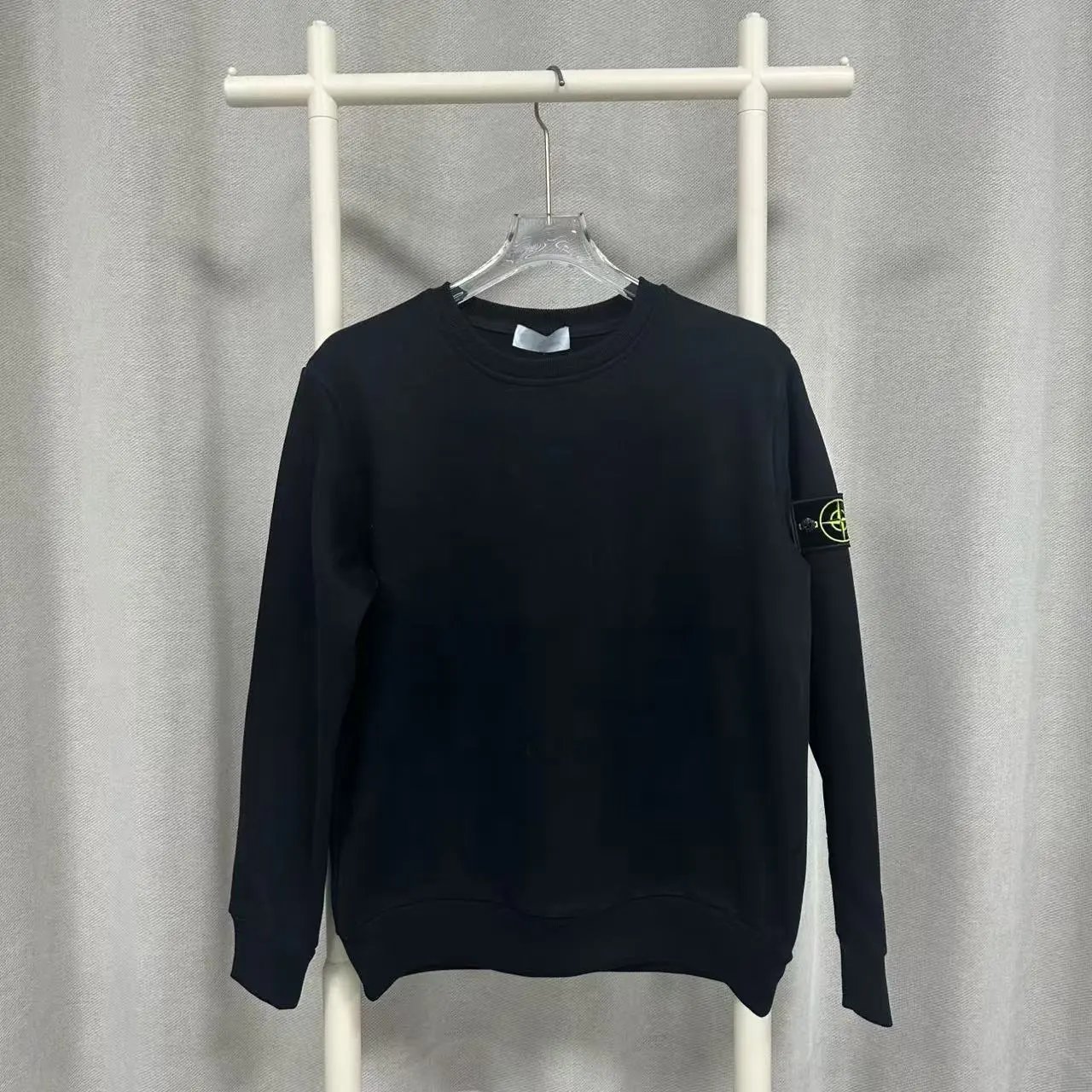 黑色