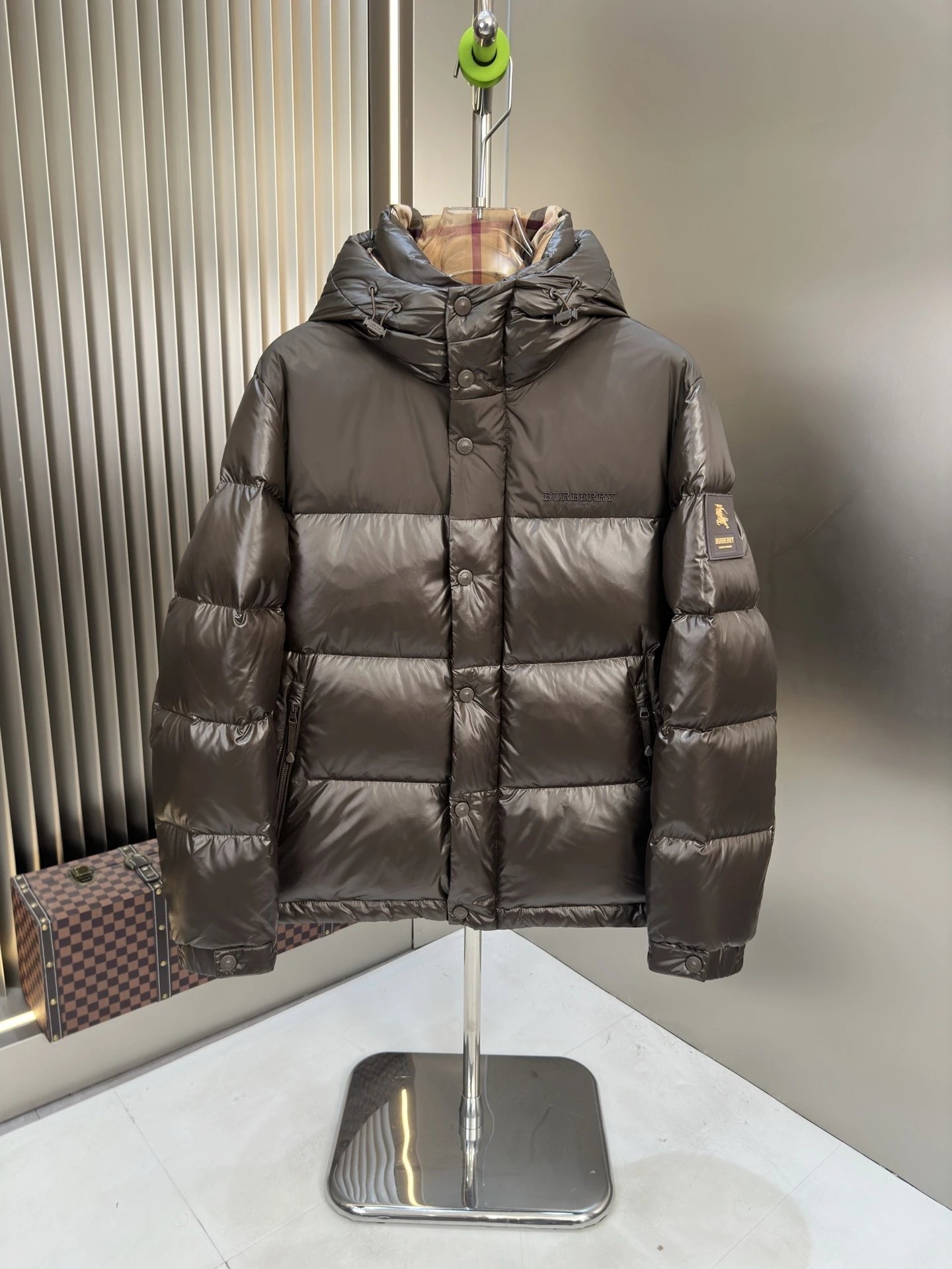 棕色Brown