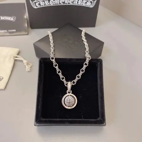Chromecrafts Silver Chain Necklace with Circular Pendant