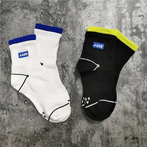 Streetwear-Style Cotton Athletic Crew Socks with Embroidered Lettering