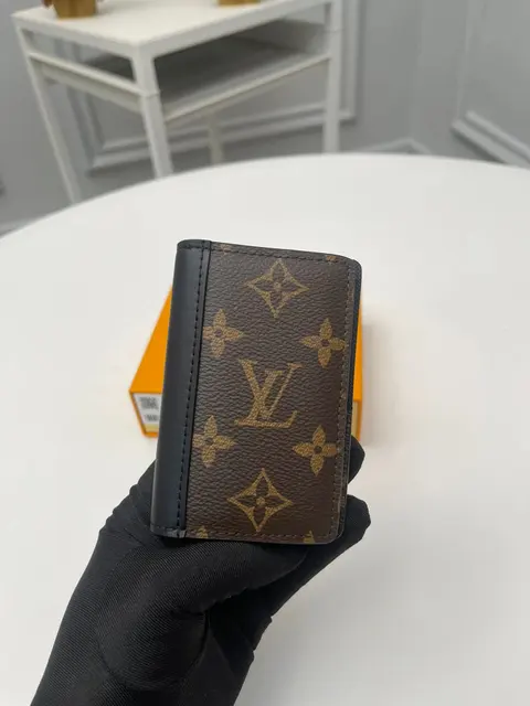 Louis Vuitton Monogram Card Holder