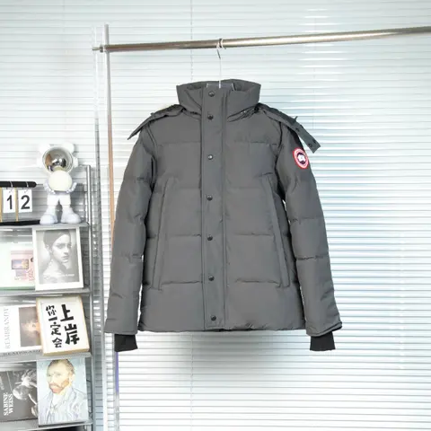 Canada Goose Women's Down Parka