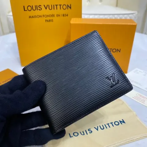 Louis Vuitton Epi Leather Wallet