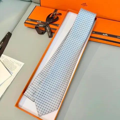 Hermès Paris H-Print Silk Tie