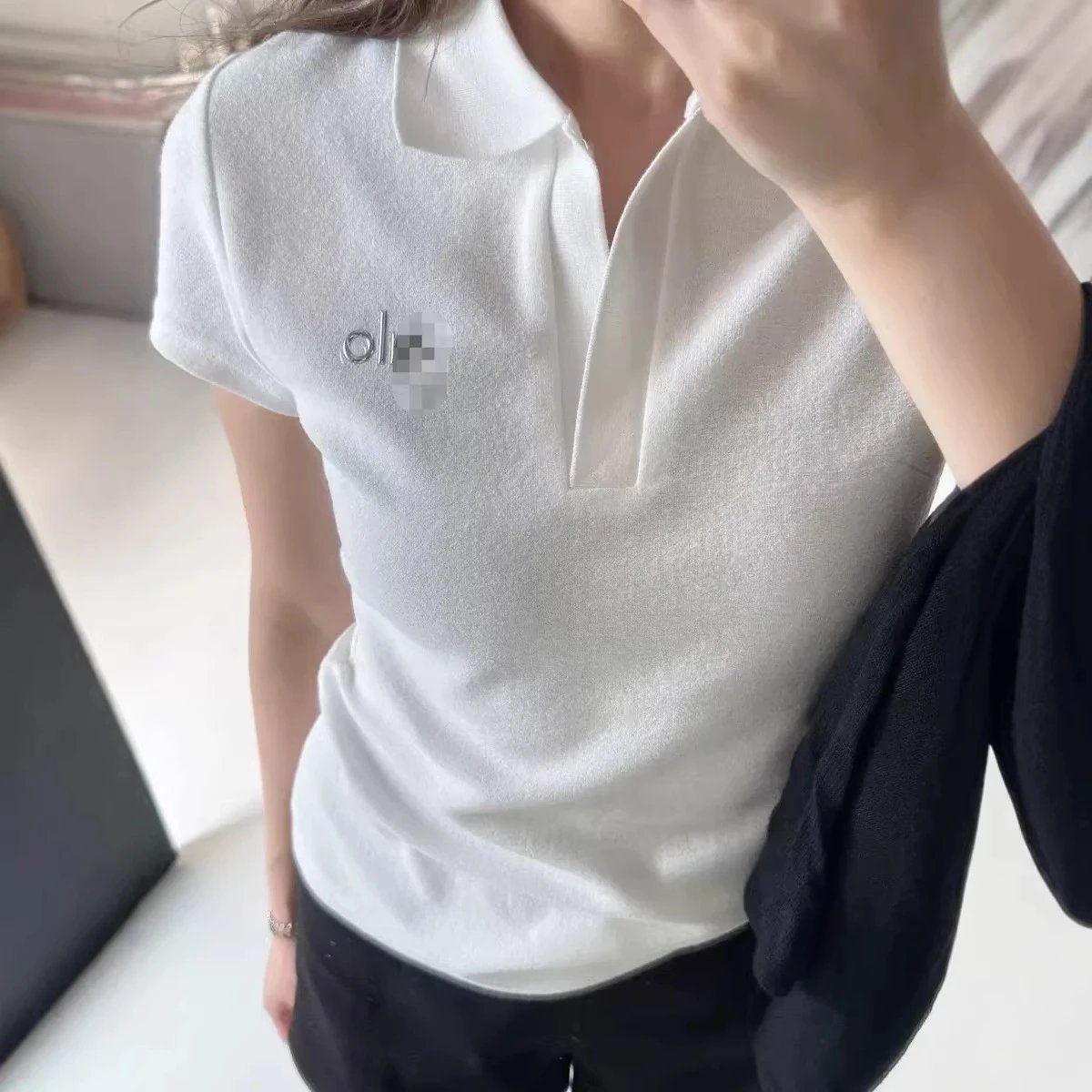 白色