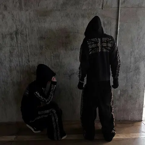 Black Hoodie and Pants Set with Leopard Print Accents