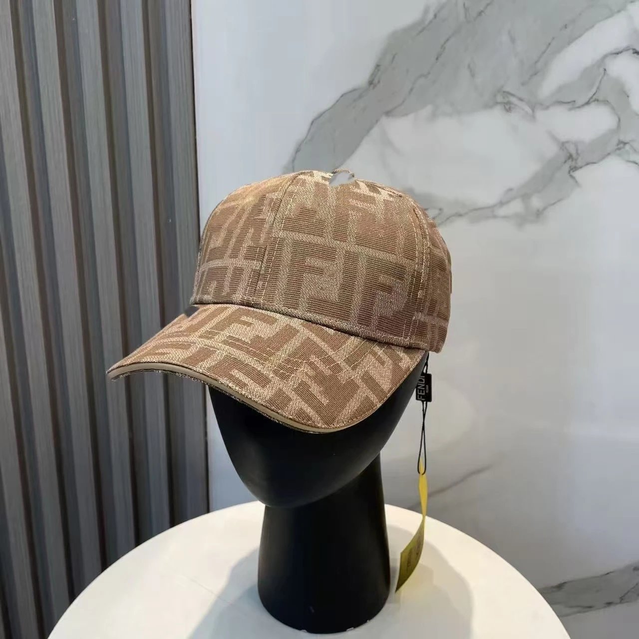 卡其色