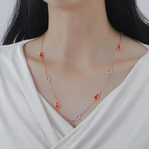 New Eight-Gourd Necklace for Women, Champagne Gold Hollow-Out Design with Red Enamel and Full Crystal Accents, Fashionable Lightweight Luxury Style