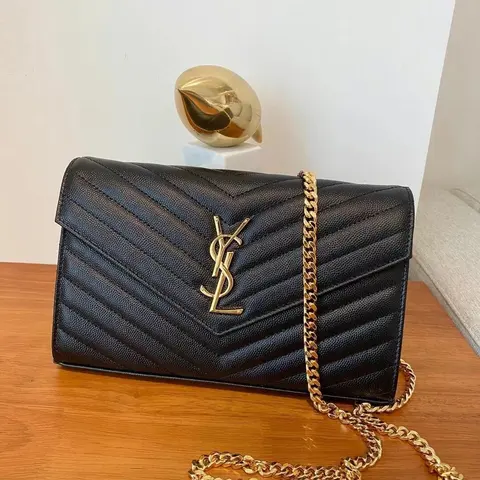 Saint Laurent Monogramme Quilted Leather Shoulder Bag
