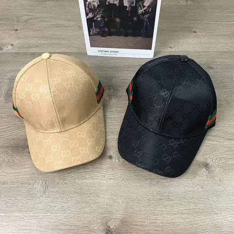 Gucci GG Supreme Baseball Caps