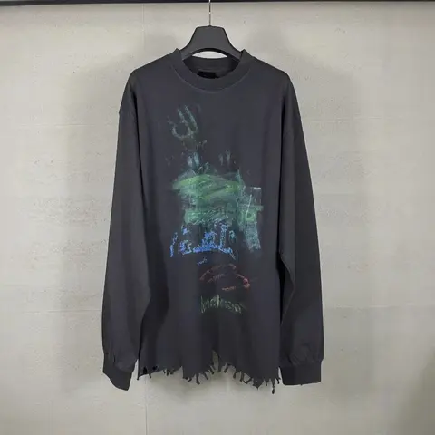 Black Long Sleeve Graphic T-Shirt with Distressed Hem