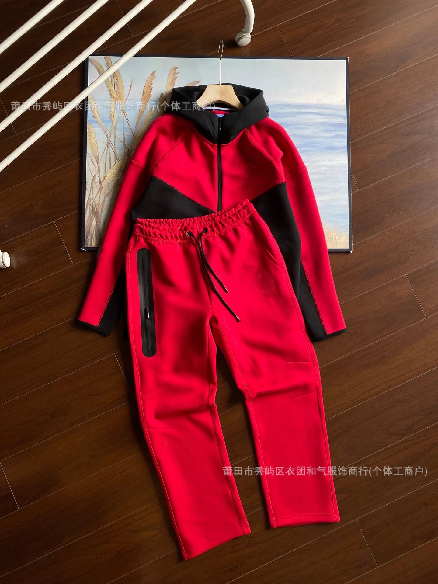 黑拼红