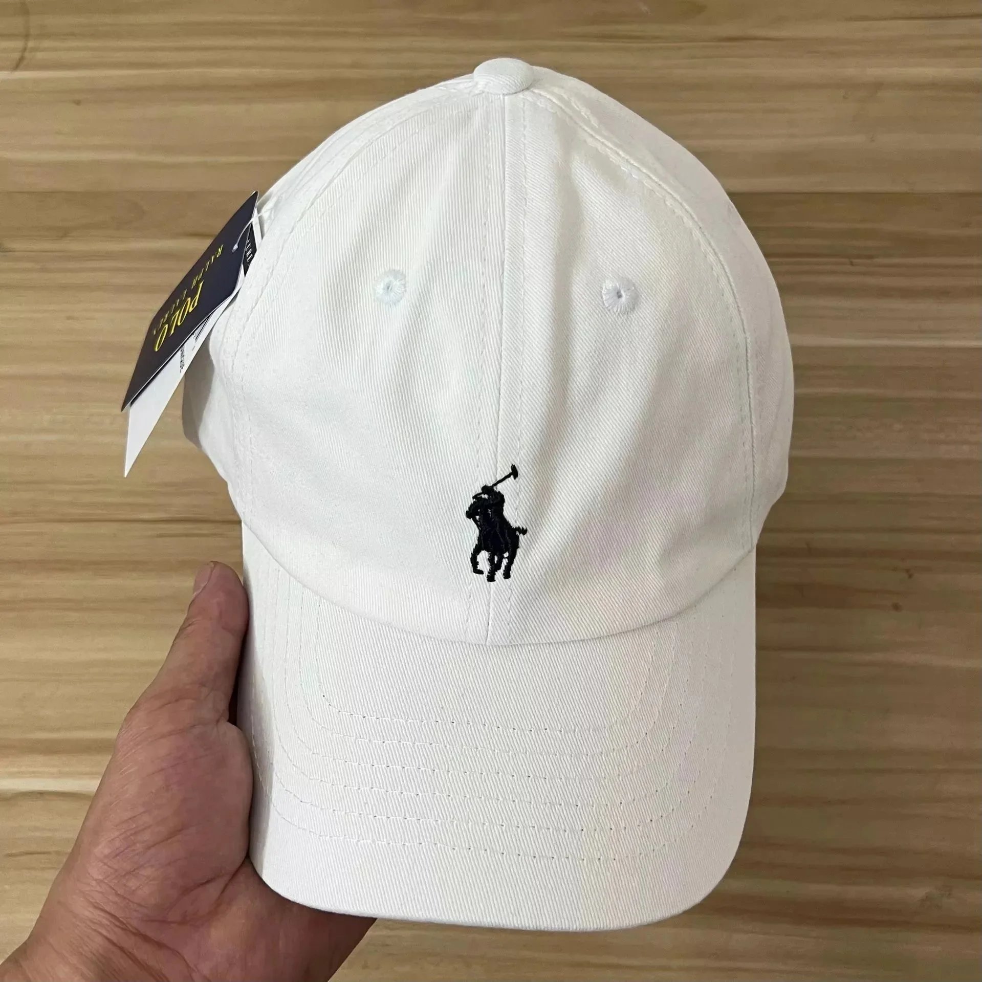 白色POLO