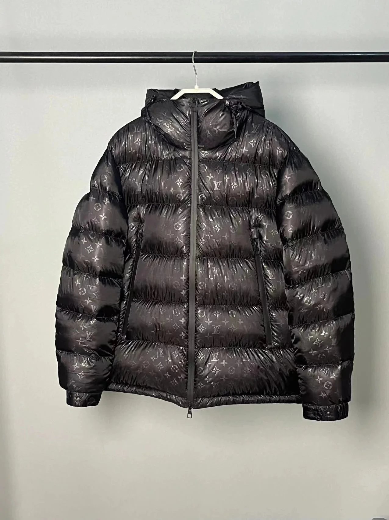 LV38