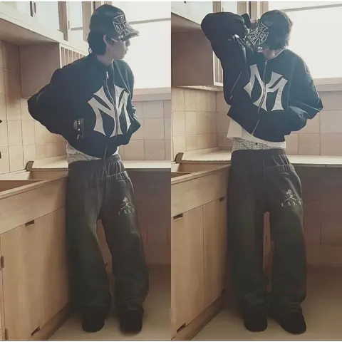 NY Yankees Logo Bomber Jacket and C.A.P. Sweatpants Set