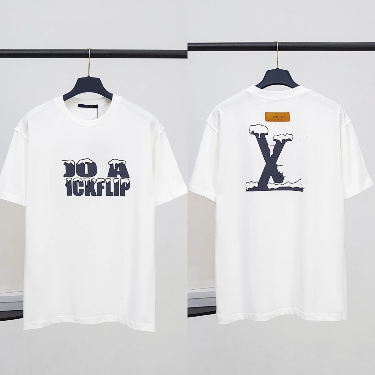 白色.雪山LOGO印花42