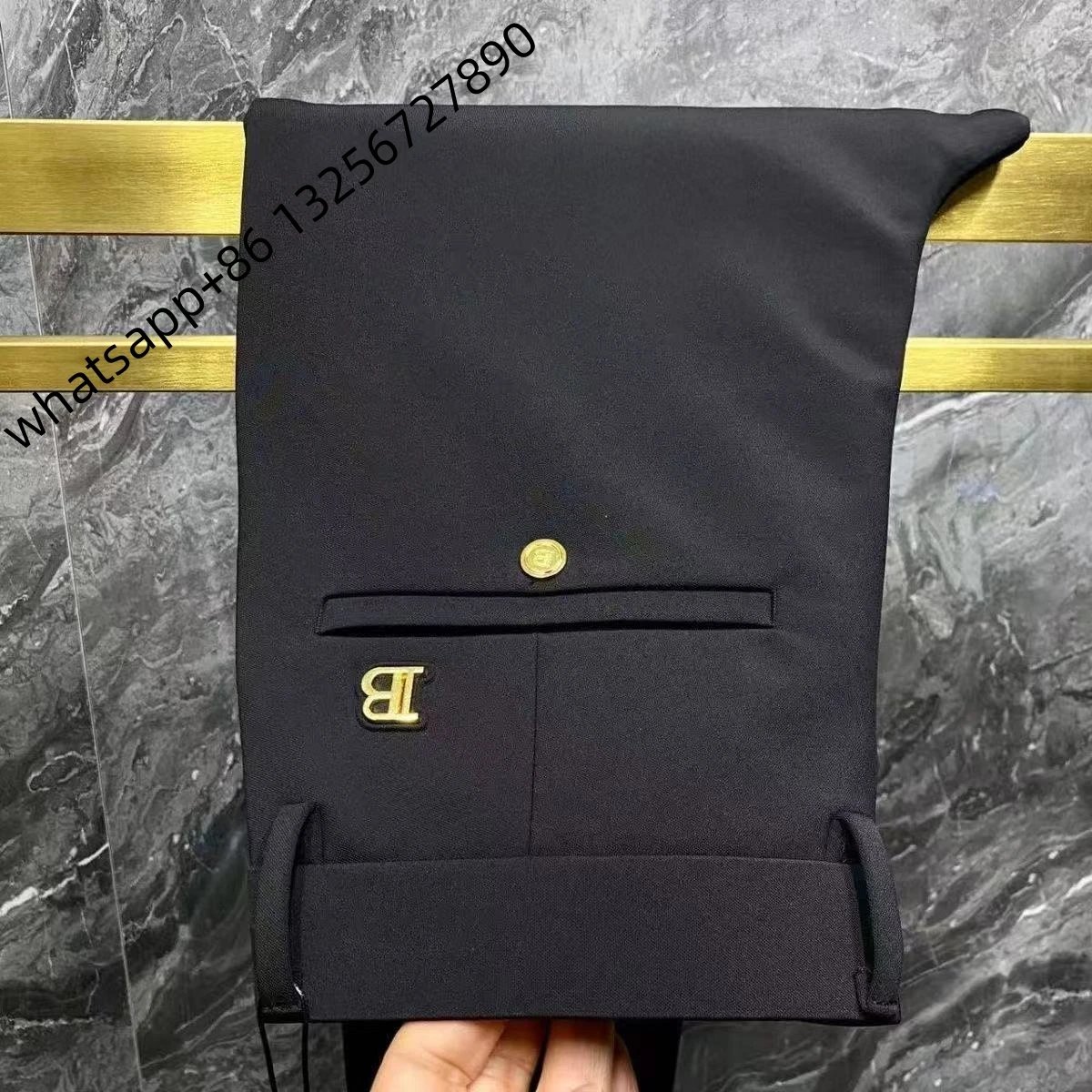 02Burberry