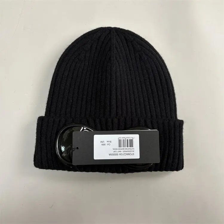 黑色 Black