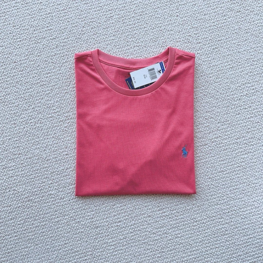 酒红色 wine red