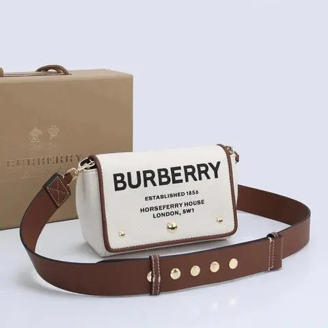 Burberry Horseferry House Crossbody Bag