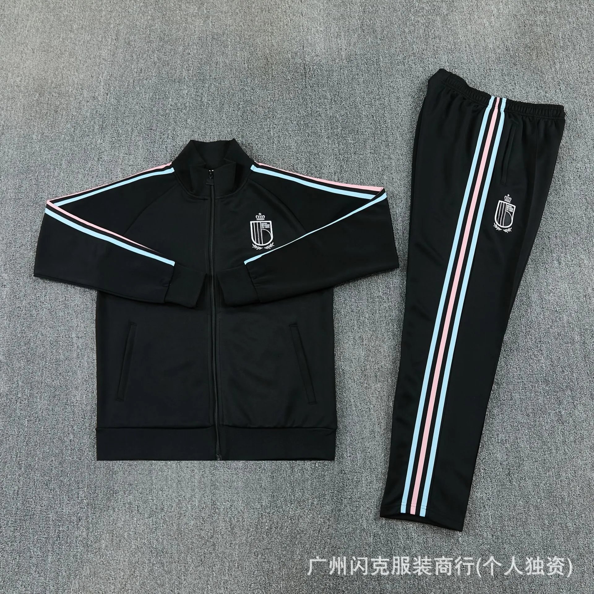 26比利时01黑色套装