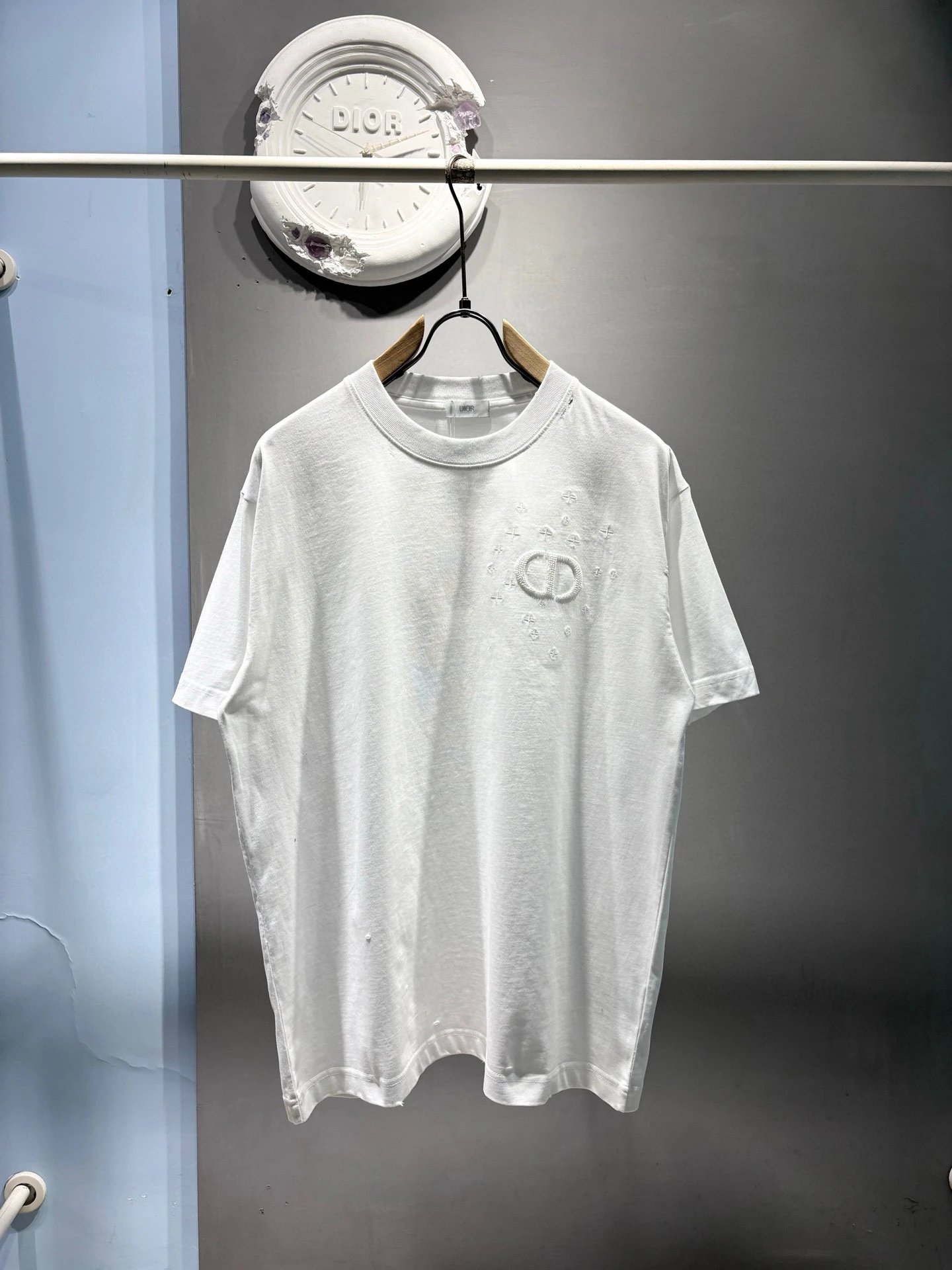 白色white