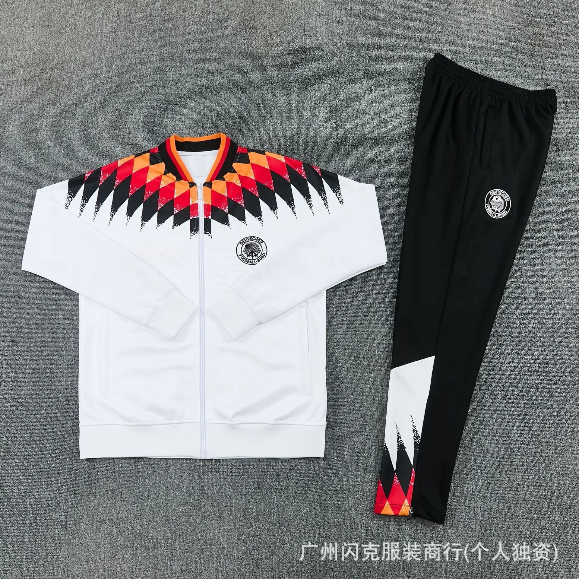 26德国03白色套装