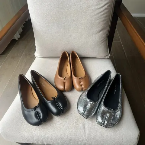 Maison Margiela Tabi Ballet Flats Collection