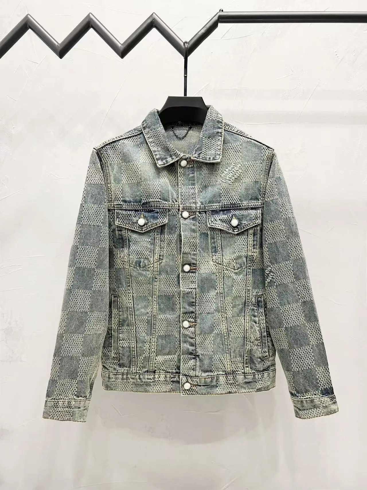 33*Top quality