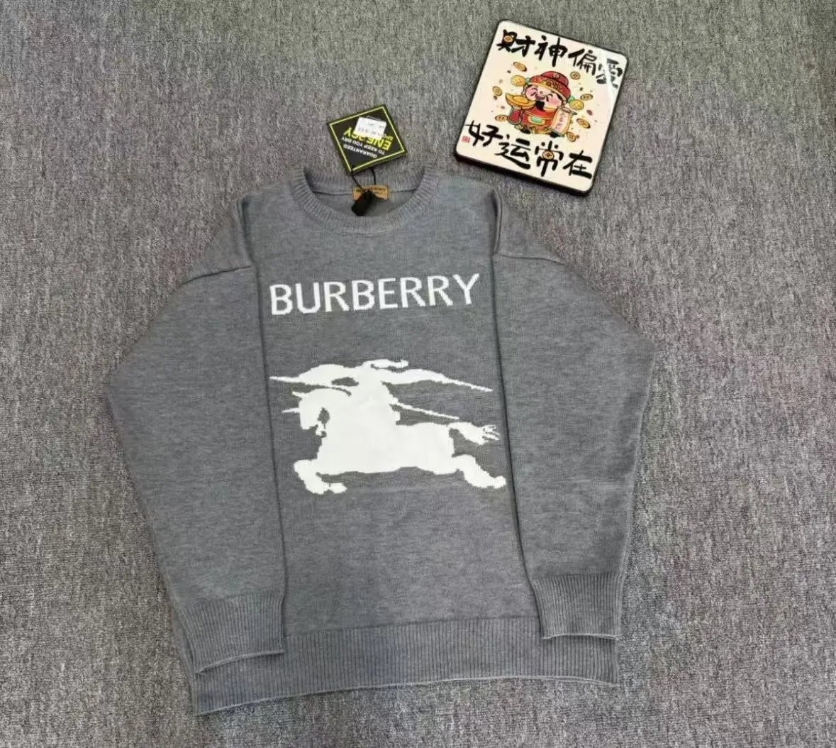 Popular sweatshirt  6