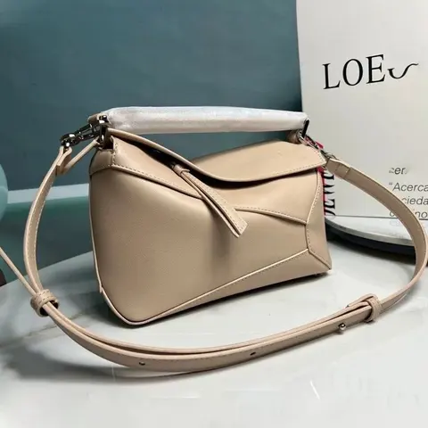 Loewe Puzzle Bag Beige Leather Crossbody